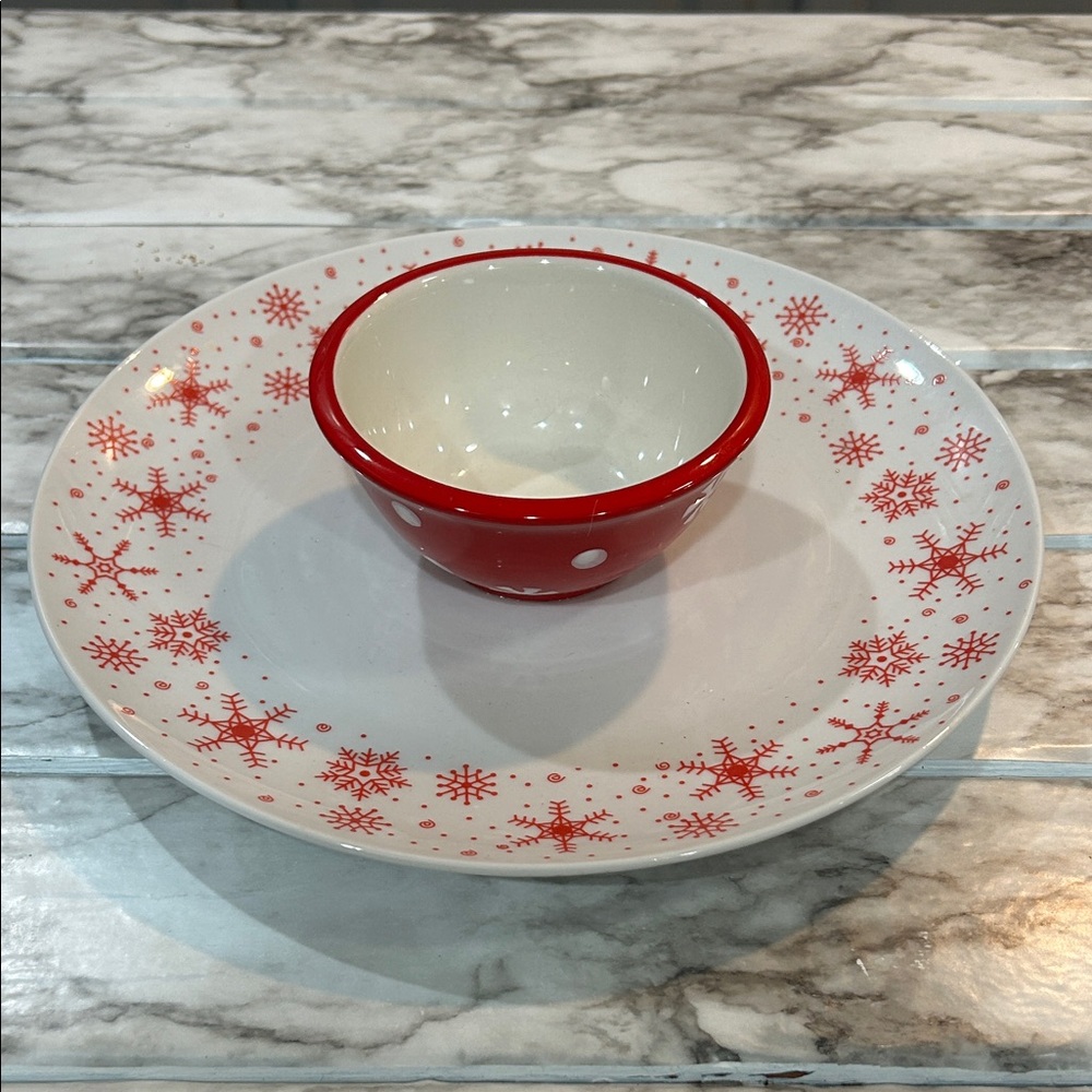 Red and White Snowflake Dinnerware Serving Plate Chips & Dip Handcrafted